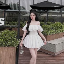 Áo Croptop Ôm Body Nữ – Sự Kết Hợp Hoàn Hảo Giữa Phong Cách và Tiện Lợi