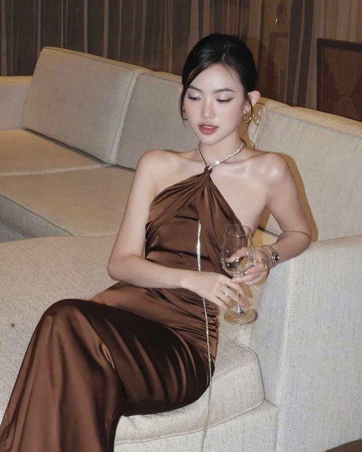 set nâu cổ yếm -2007 clothing