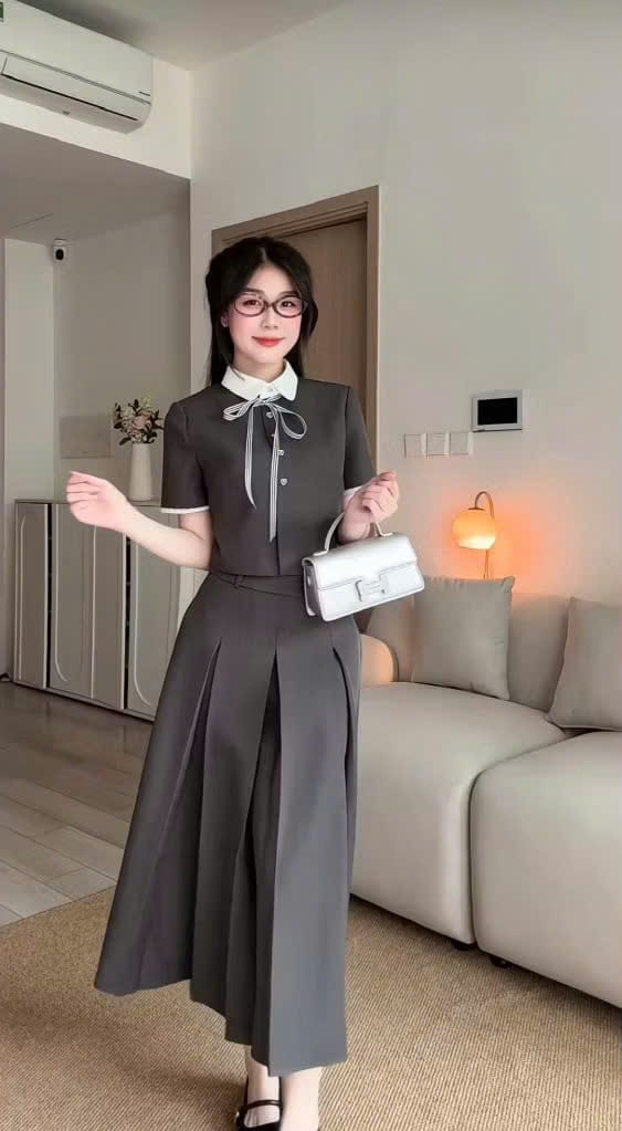 Lý do khiến set crop xám trở thành item “must-have” của giới trẻ-2007 clothing 